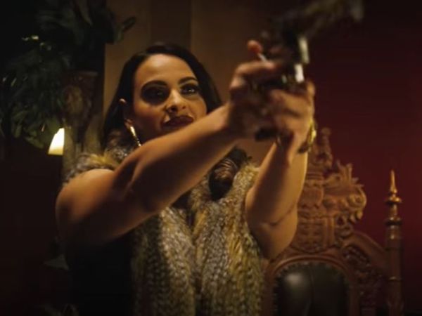 VIDEOCLIP: Masked Wolf feat. X Ambassadors - Razor&acute;s Edge