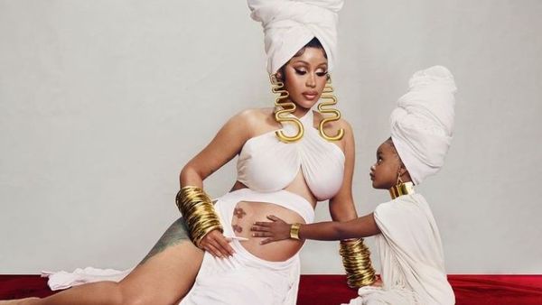 Cardi B a devenit mamă pentru a doua oară! Imagini emoționante cu familia sa