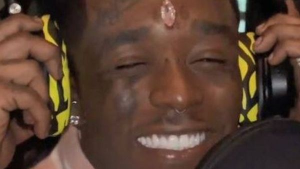 Diamantul de 24 de milioane de dolari al rapper-ului Lil Uzi Vert a fost smuls în timpul unui concert 