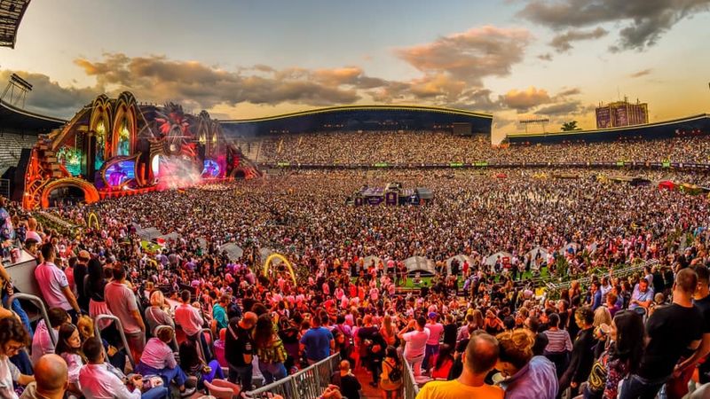 Live Video ziua a doua de Untold 2021. Fedde le Grand, Martin Garrix și Paul van Dyk urcă pe scenă la noapte