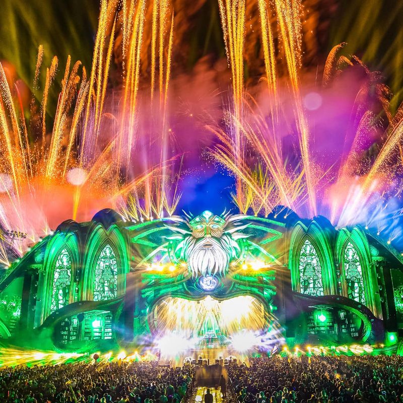 Live Video ziua a doua de Untold 2021. Fedde le Grand, Martin Garrix, sau Paul van Dyk urcă pe scenă la noapte