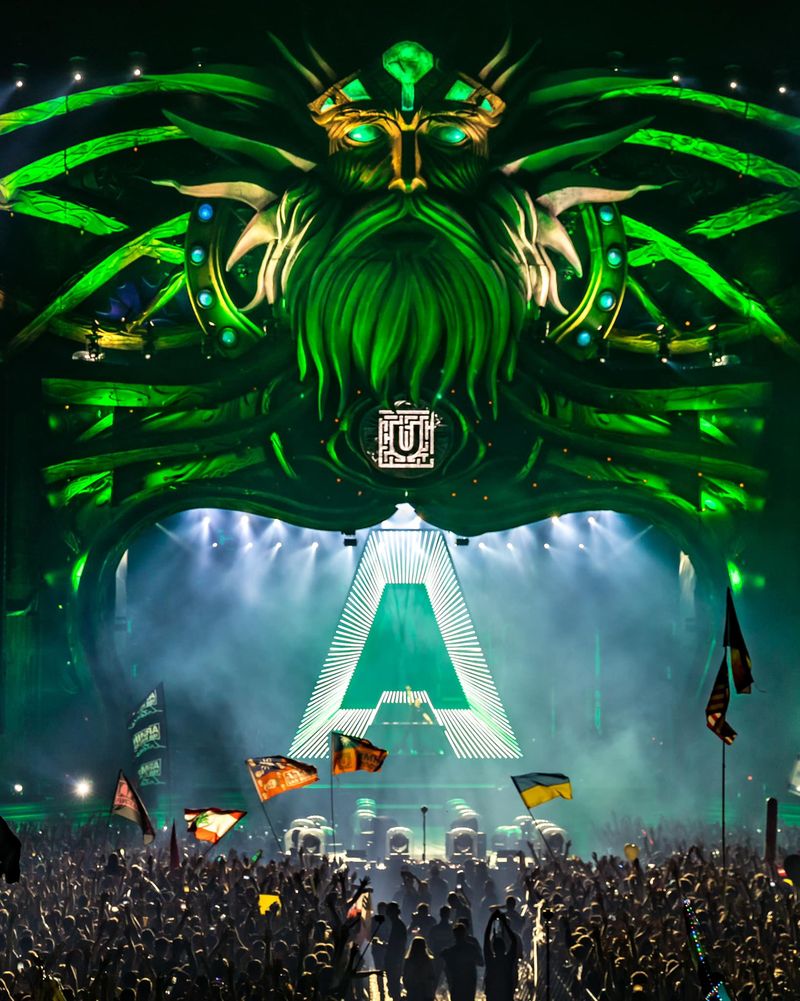 Live Video ziua a doua de Untold 2021. Fedde le Grand, Martin Garrix, sau Paul van Dyk urcă pe scenă la noapte