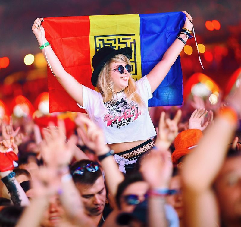 Live Video ziua a 3-a de Untold 2021.  Danny Avila, Dimitri Vegas & Like Mike şi Lost Frequencies urcă pe scenă la noapte