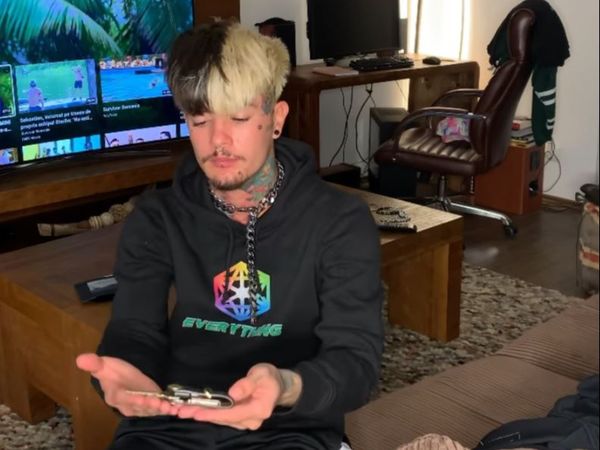 Zanni, probleme la semnarea actelor pentru apartamentul pe care și l-a cumpărat: &bdquo;Era să nu se mai facă tranzacția&rdquo;