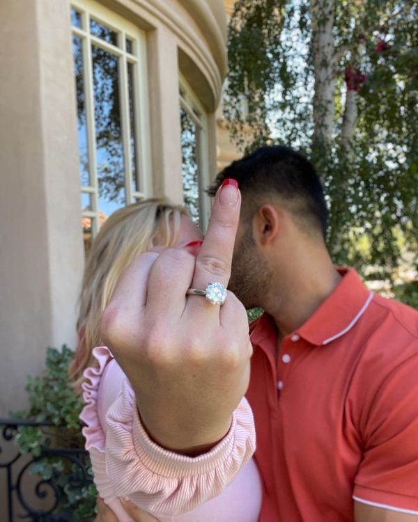 Britney Spears s-a logodit cu Sam Asghari: &bdquo;Nu-mi vine să cred&rdquo;