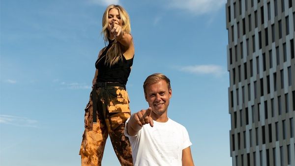 Armin van Buuren a lansat o nouă piesă - ”Hold On”, în colaborare cu Davina Michelle