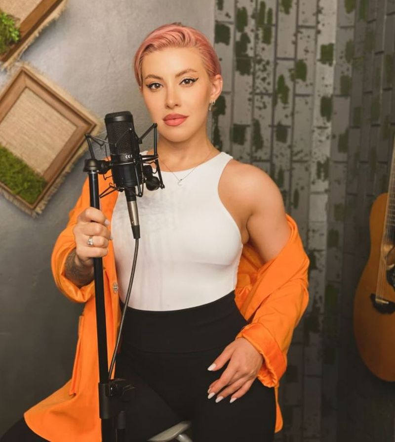 Nicoleta Nucă, concurenta ”Bravo, ai stil! Celebrities”, schimbare radicală de look! Cum și-a surprins artista fanii din mediul online