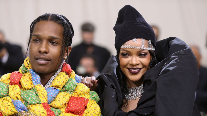 MET GALA 2021. Cum au apărut vedetele internaționale pe covorul roșu?!