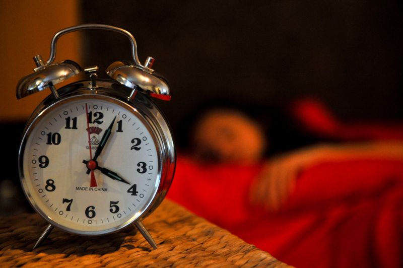 Când vom trece la ora de iarnă în 2021. În ce zi vom da ceasurile înapoi