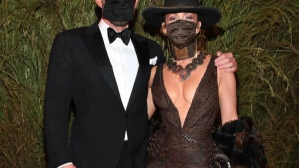 Jennifer Lopez și Ben Affleck, sărut pasional la Met Gala 2021