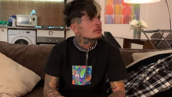 Zanni, mesajul pe care l-a primit de la fratele său înainte de a-și lua zilele: „Mi-a recunoscut...” Artistul a izbucnit în lacrimi: „Nu putea nimeni să-l ajute”