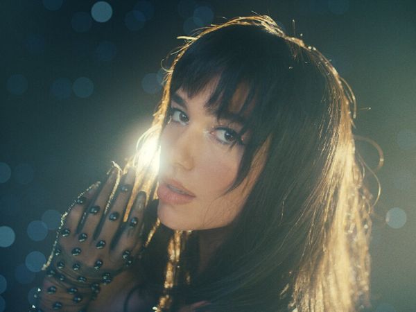 Dua Lipa a lansat un nou videoclip pentru piesa -&rdquo;Levitating&rdquo;