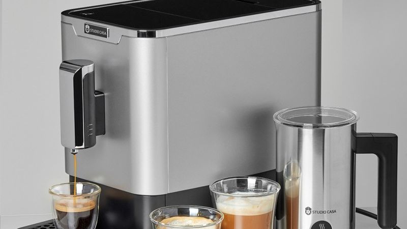 Dimineața Nebună | Prea săraci ca să ne luăm lucruri ieftine. Primarul din B&acirc;rlad a cumpărat un expresor de cafea de 8.000 de lei