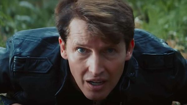 VIDEOCLIP: James Blunt - Love Under Pressure