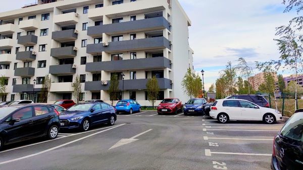 Care este taxa de participare la o licitație pentru un loc de parcare în Sector 3