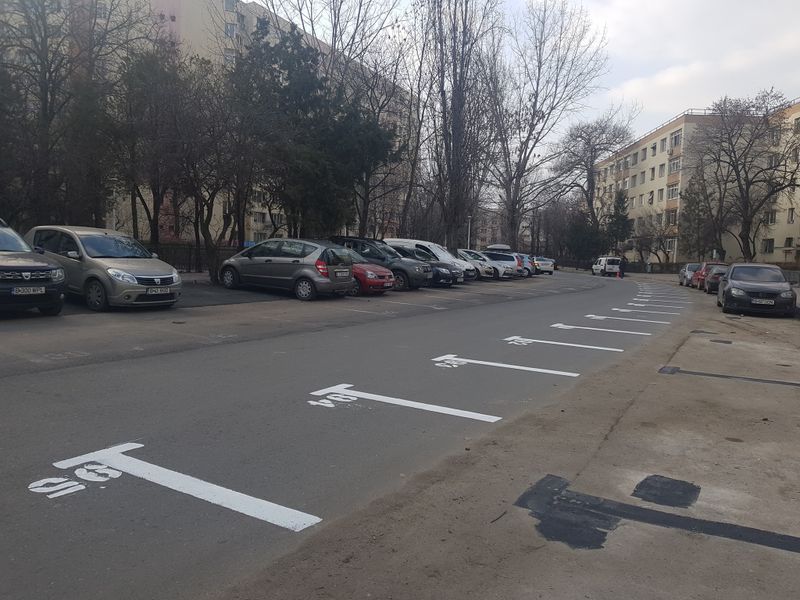Care este taxa de participare la o licitație pentru un loc de parcare în Sector 3
