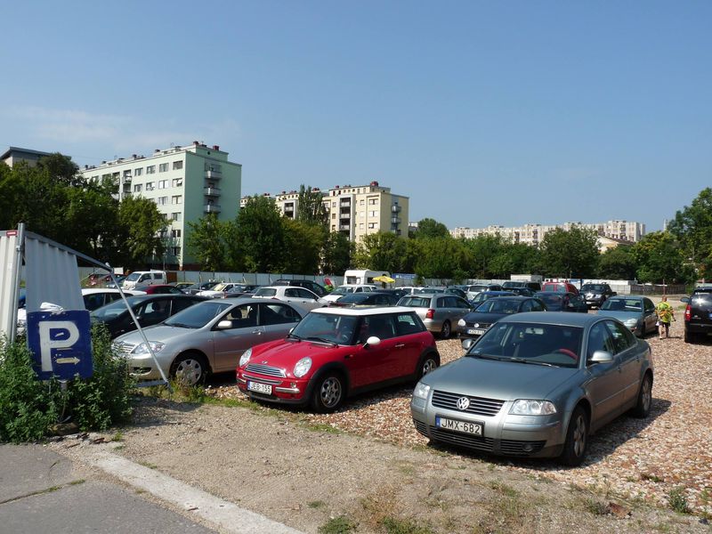Care este taxa de participare la o licitație pentru un loc de parcare în Sector 3