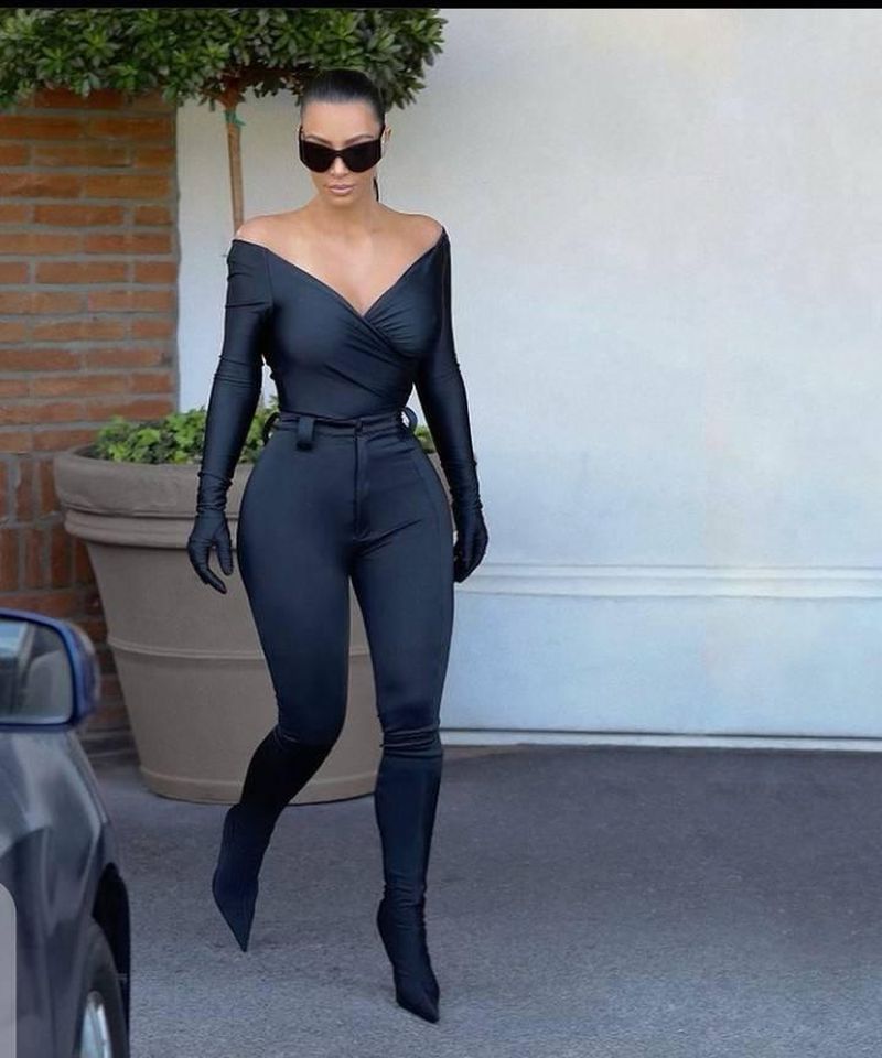 Ce avere are Kim Kardashian și cu ce afaceri se ocupă vedeta din SUA