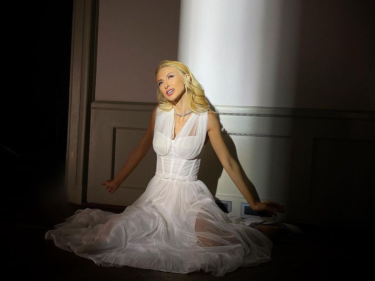 Andreea Bălan a lansat piesa ”Stele Căzătoare”