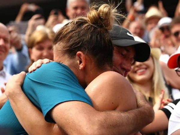 Simona Halep nu va mai fi antrenată de Darren Cahill: &bdquo;M-ai făcut o jucătoare de tenis mai bună&rdquo;