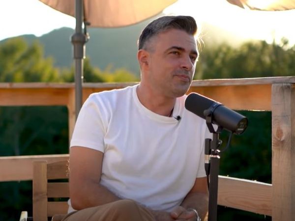 Cornel Ilie, dezvăluiri sincere la un an de la divorț! Ce relație are solistul VUNK cu fosta soție, Eliza Suditu: &rdquo;O formă de dragoste răm&acirc;ne acolo&rdquo;