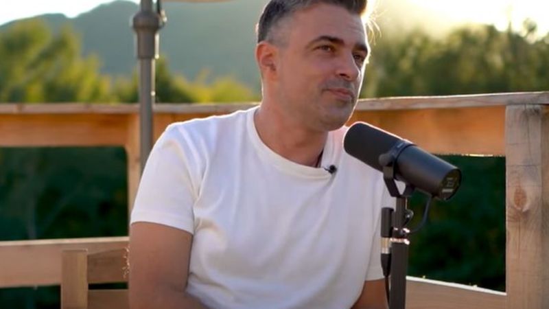 Cornel Ilie, dezvăluiri sincere la un an de la divorț! Ce relație are solistul VUNK cu fosta soție, Eliza Suditu: &rdquo;O formă de dragoste răm&acirc;ne acolo&rdquo;