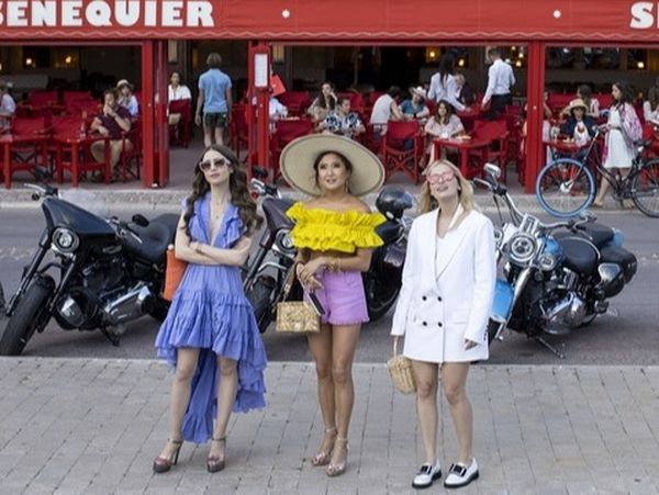  Sezonul doi al serialului &bdquo;Emily in Paris&rdquo; se lansează anul acesta 