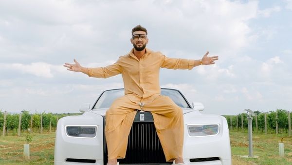 Dorian Popa a lansat piesa ”Îți plac banii”