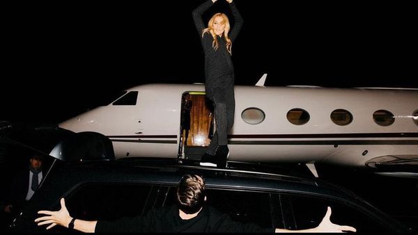 Dimineața Nebună | Celine Dion și-a cumpărat avion de 42 de milioane de dolari. Cum arată aeronava?!