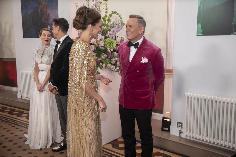 Premiera filmului „No time to die” a avut loc aseară, la Londra. Ce spun criticii despre cel mai nou film cu James Bond?!