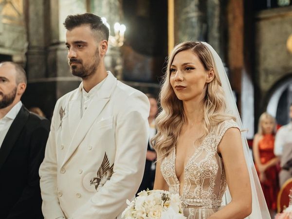 Liviu Teodorescu, surprins fără verighetă la două luni de la nuntă! Primele declarații ale artistului: &rdquo;Am scos-o pentru că...&rdquo;