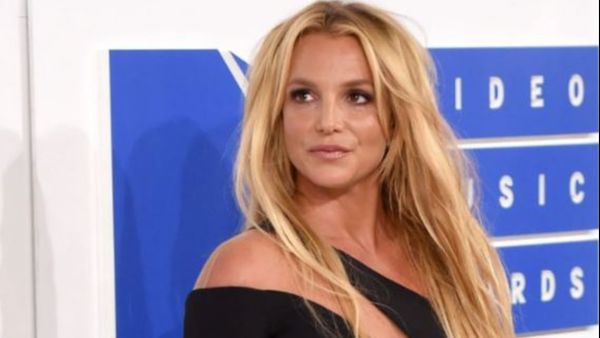 Britney Spears a scăpat definitiv de tutelă! Artista a plecat în vacanță cu logodnicul ei imediat după marea veste