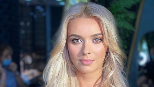 Diana Dumitrescu, despre rolul de mămică! Cu ce probleme s-a confruntat vedeta după ce a născut: ”A fost greu! M-am pus în genunchi și am plâns”