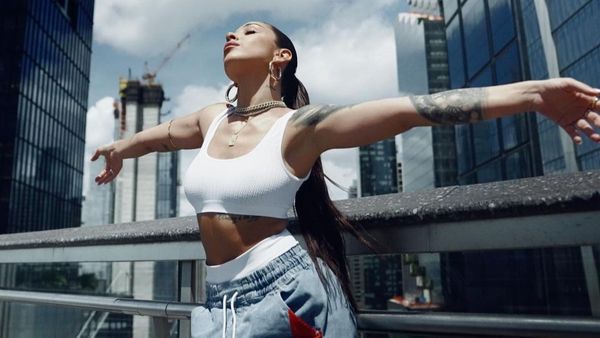 Ștefania a lansat piesa &rdquo;Dirty&rdquo;