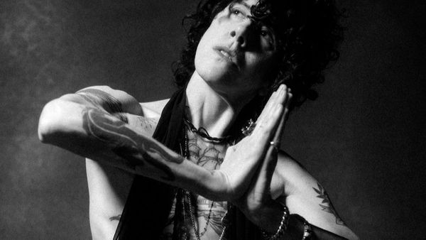 LP a lansat piesa ”Angels”