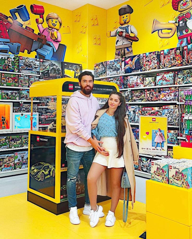 Sorin, fostul Războinic de la Survivor România, va deveni tătic! El și iubita lui au dat vestea într-un mod inedit