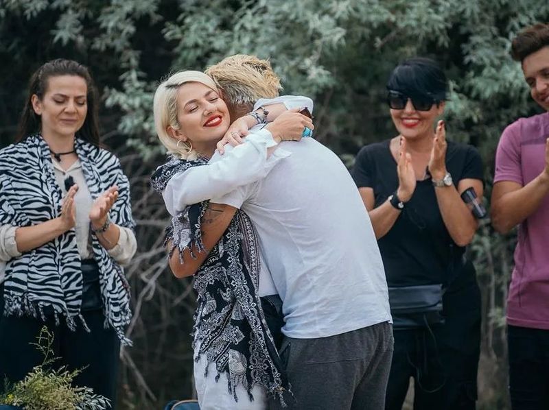 Connect-R s-a pus în genunchi în fața Lidiei Buble chiar de ziua sa: „Vrei să fii...”