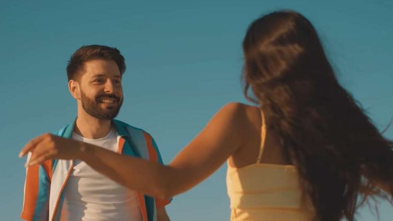 Bogdan Ioan a lansat "Friday Mood", prima sa piesă &icirc;n limba engleză