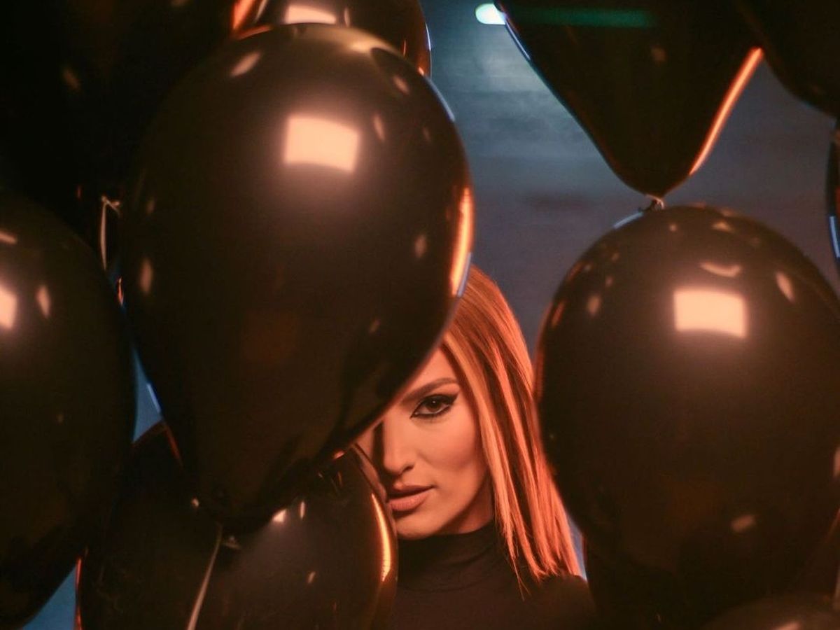 Minelli a cucerit Youtube-ul! Câte vizualizări „Rampampam”?!