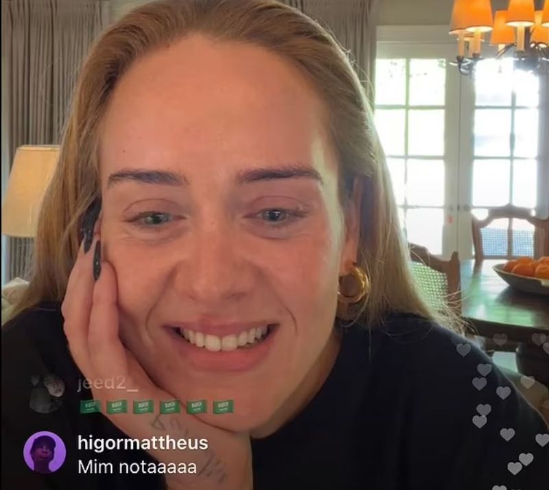  Adele le-a arătat fanilor coperta albumului „Easy On Me”, iar fanii sunt în extaz 
