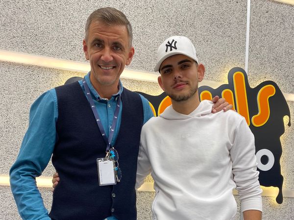 Andrei Bănuță, dezvăluiri sincere la &bdquo;Invitatul de 12&rdquo; despre o artistă de la noi: &bdquo;Mă uitam ca la Dumnezeu&rdquo;