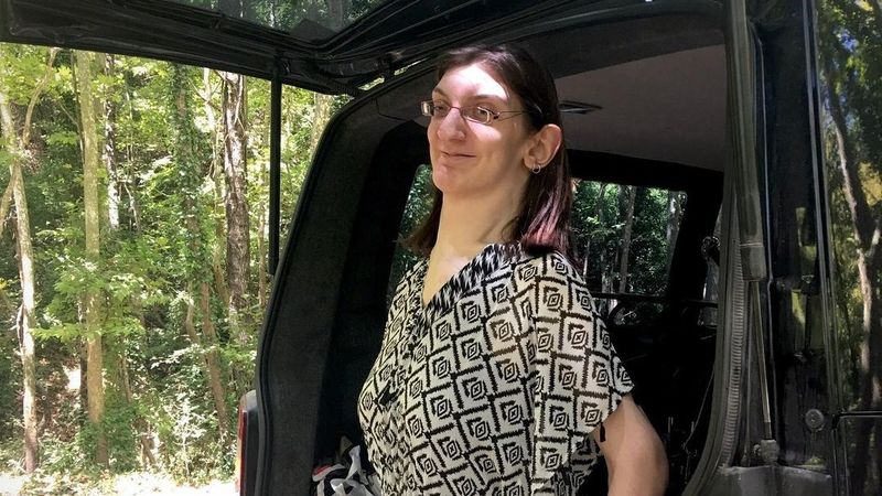 O femeie din Turcia care măsoară 215,16 centimetri, declarată cea mai &icirc;naltă persoană de sex feminin din lume