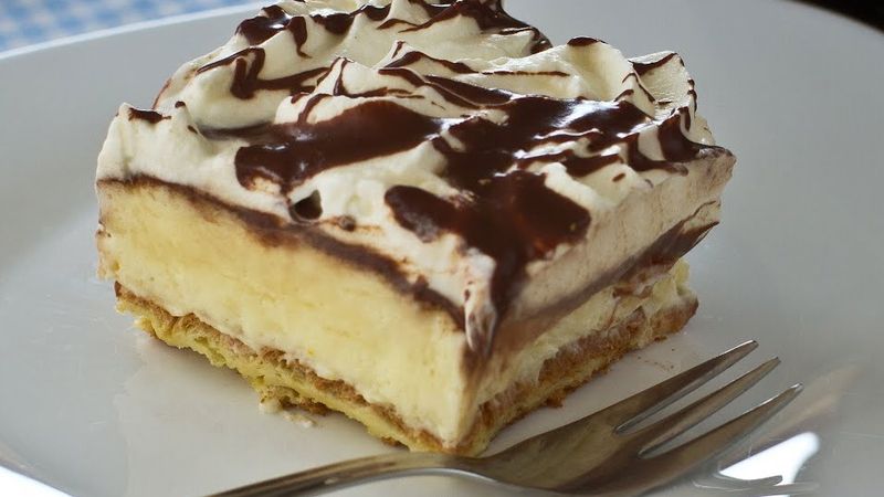 Două gospodine au ajuns &icirc;n instanță! Jamila și Laura Laurențiu s-au judecat pentru rețeta de ecler la tavă