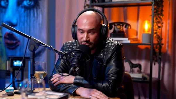 Cât costă, de fapt, casa în care locuiește Mihai Bendeac?