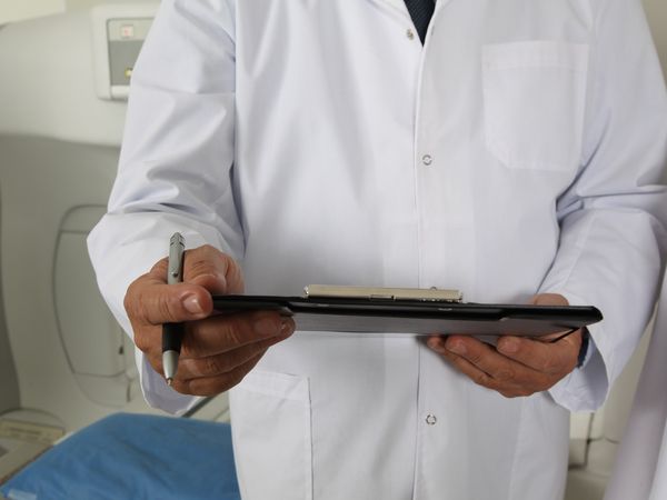 AUDIO. Dimineața Nebună. Un bărbat din Botoşani a ajuns la spital cu o jucărie erotică &icirc;n zona intimă