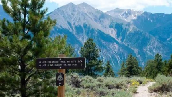 Un turist rătăcit pe munte nu a răspuns la telefon salvatorilor pentru că nu cunoștea numărul