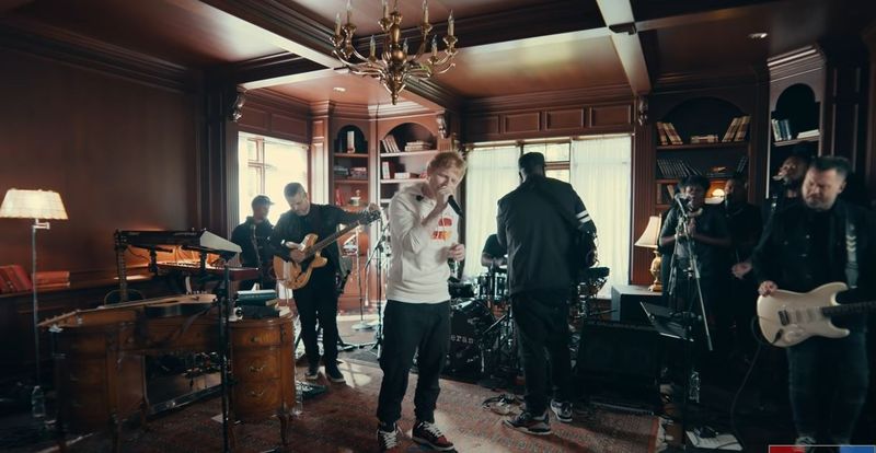 Ed Sheeran a cântat o piesă nouă în cadrul Tiny Desk (Home) Concert 