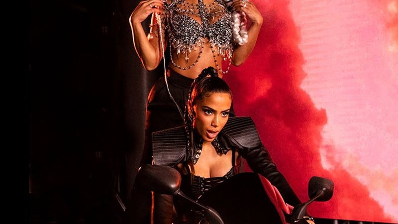 Anitta și Saweetie au lansat videoclipul piesei &bdquo;Faking Love&rdquo;