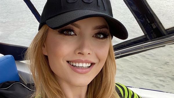 Elena Gheorghe, prima apariție după ce s-a vindecat de COVID-19: ”Acum că toată lumea e bine, sunt și eu aptă să zâmbesc”