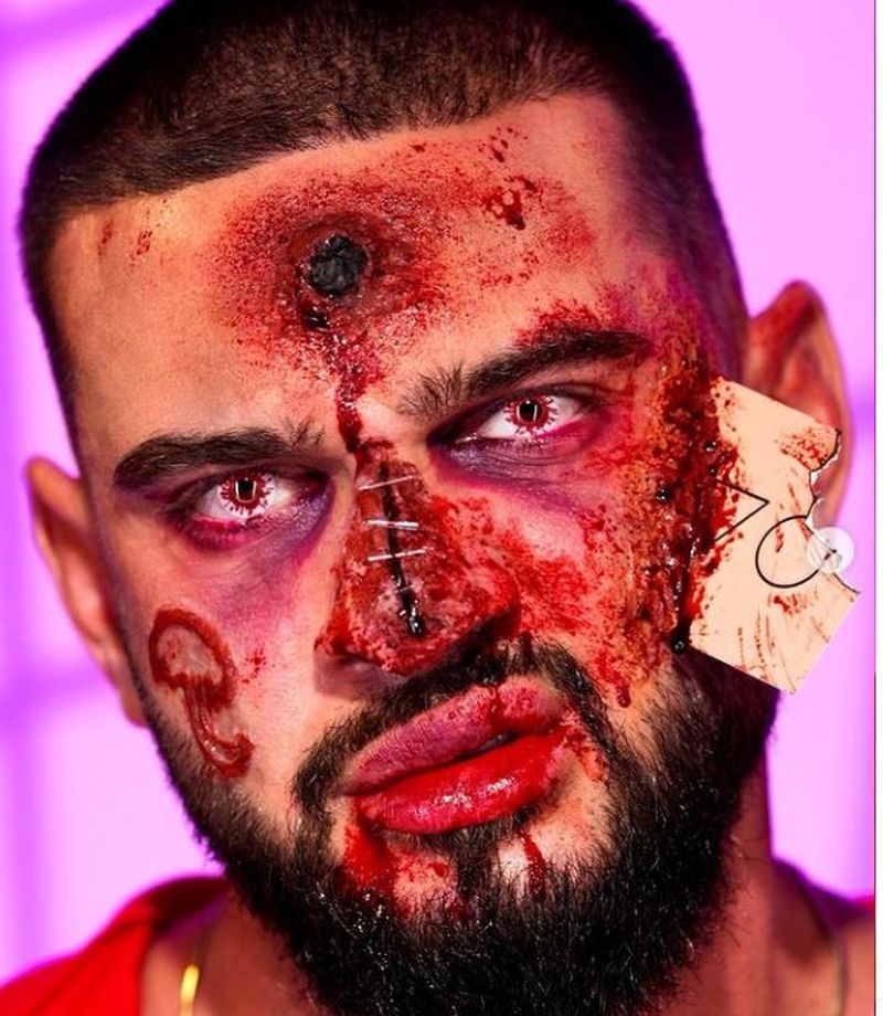 Top nouă cele mai tari costumații de Halloween ale artiștilor de la noi